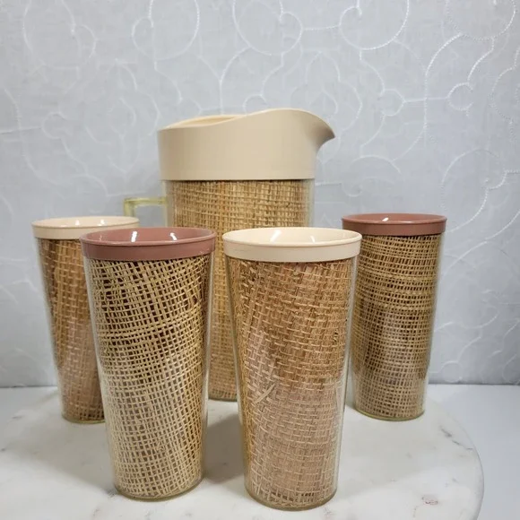 Vintage Rafia Insulated Pitcher 4 Cups Woven Burlap MCM Tiki Boho Beach Pool - Picture 3 of 16
